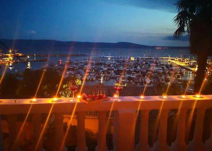 Miramar Apartman *