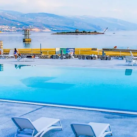 Apartment Miramar Novi Vinodolski