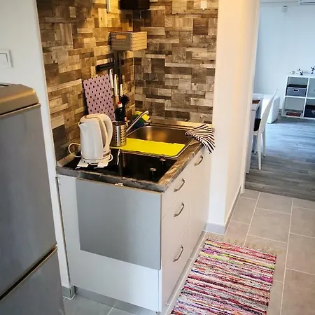 Miramar Apartman *